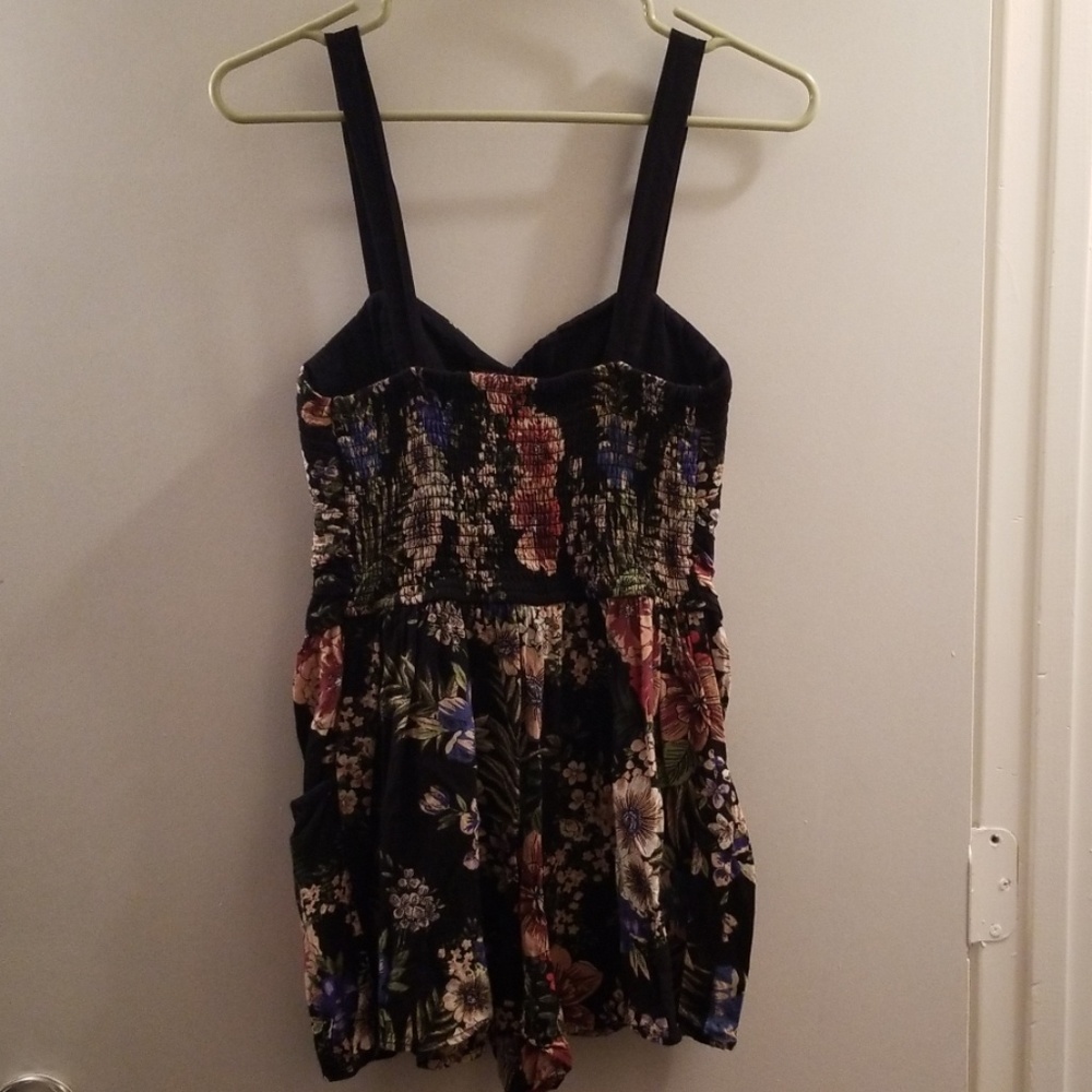 Romper - Picture 2 of 2